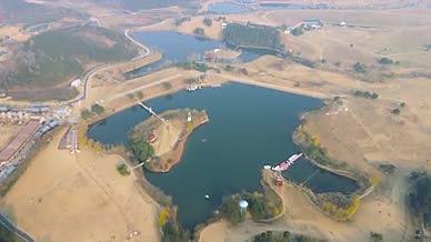 简约武汉木兰草原湖泊风景航拍视频的预览图